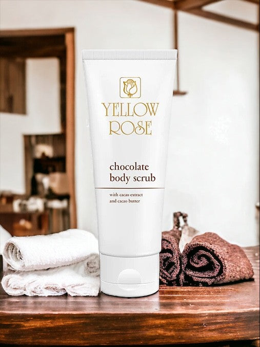 Das Yellow Rose SCHOKOLADEN KÖRPERPEELING ist eine feuchtigkeitsspendende, gelbasierte Peeling-Formel mit Cacao-Wirkstoffen. Es hilft, abgestorbene Hautzellen zu entfernen und hinterlässt die Haut weich und geschmeidig.