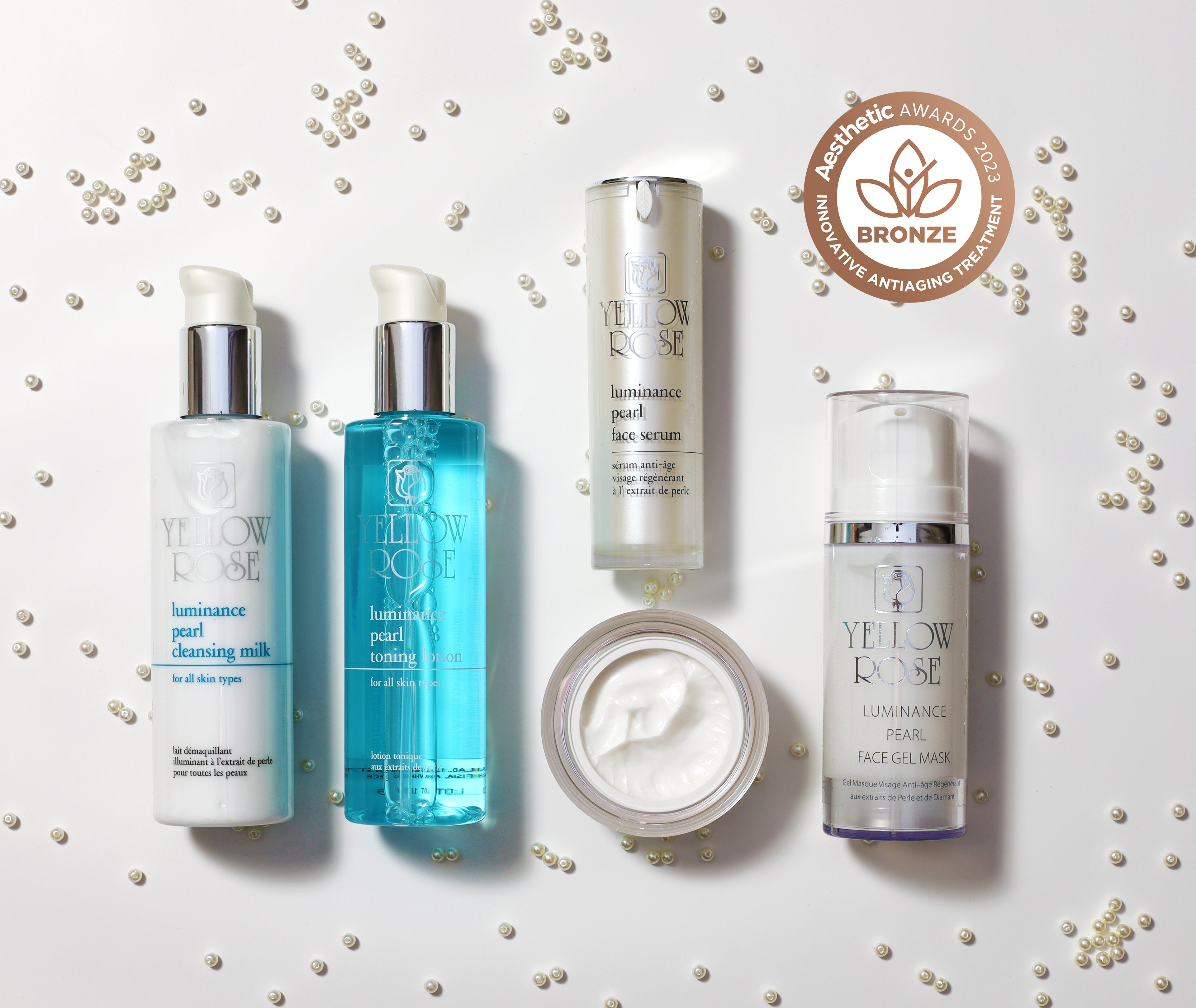 Luxuriöse Anti-Aging-Gesichtspflege mit Perlenpuder, Diamantpuder, starken Antioxidantien, Anti-Aging-Oligopeptiden, Vitaminen und hautfreundlichen straffenden und aufhellenden Wirkstoffen.